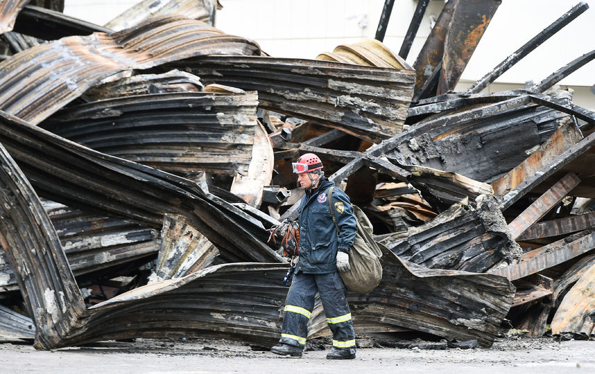Один из крупнейших пожаров в России за последние сто лет произошёл в ТЦ "Зимняя вишня" 25 марта. Фото AFP