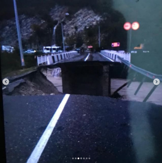 Фото очевидцев с места ЧП. Фото www.instagram.com/elist.ta