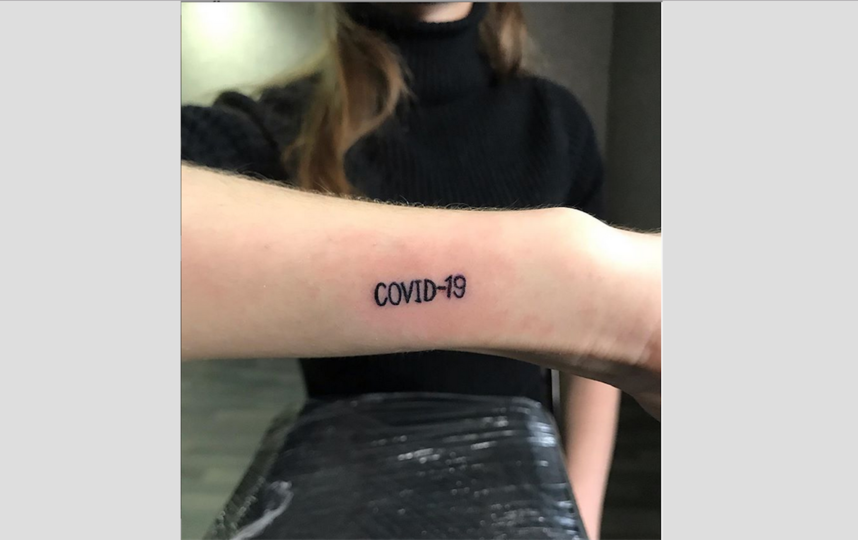 Фантазия тату-мастеров оказалась богата  на изображение  коронавируса. Фото instagram.com @taga_h_