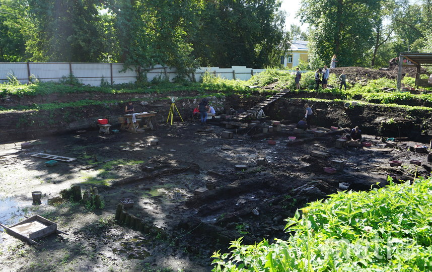 С места раскопок. Фото пресс-служба Новгородского музея-заповедника, "Metro"