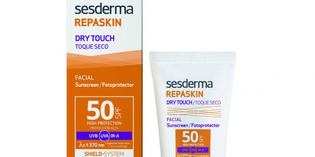 11. Солнцезащитный крем-гель Sesderma Repaskin Dry Touch SPF50.
