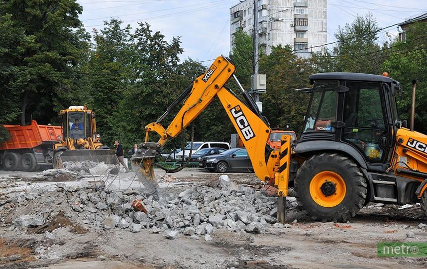 Если владельцы самостроя откажутся его сносить, то их земельный участок может быть конфискован. Фото Василий Кузьмичёнок