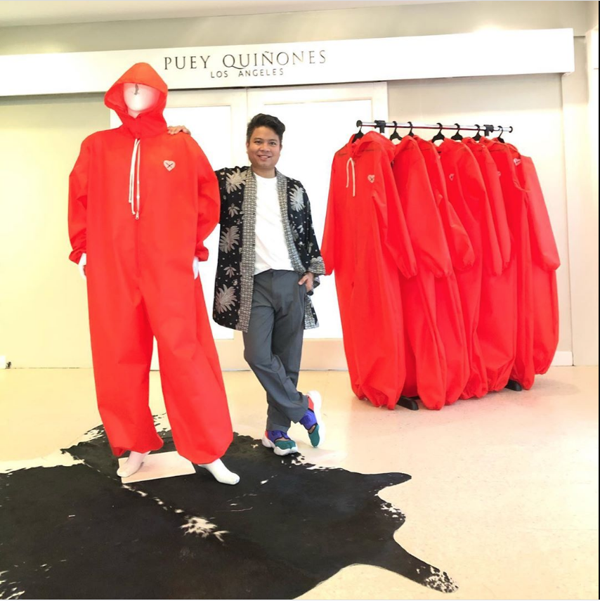 Модельер со своей коллекцией. Фото INSTAGRAM / @pueyquinones, "Metro"