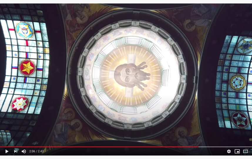 Сейчас в храме Минобороны идут отделочные работы. Фото скриншот Youtube /Фонд Воскресение