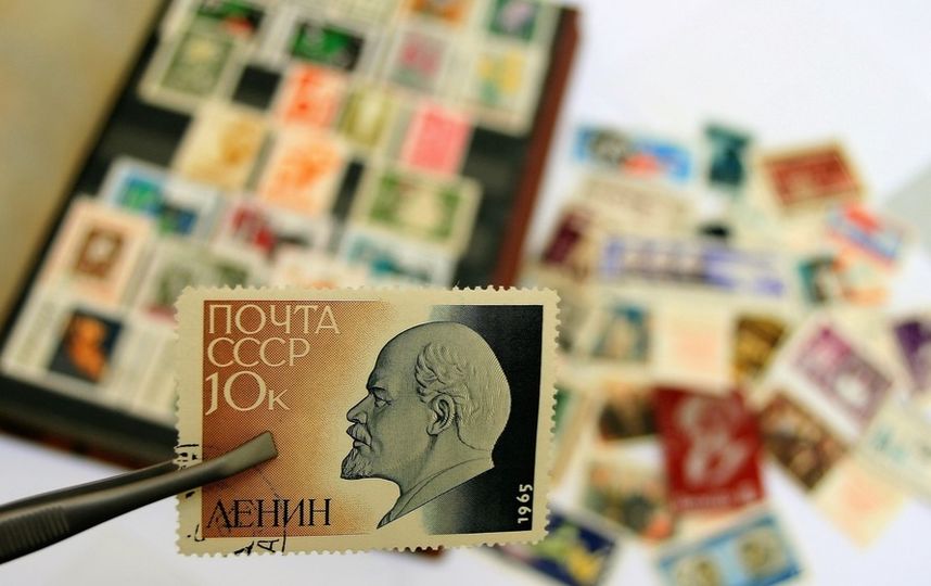 В отделениях "Почты России" появились новые "тарифные" марки