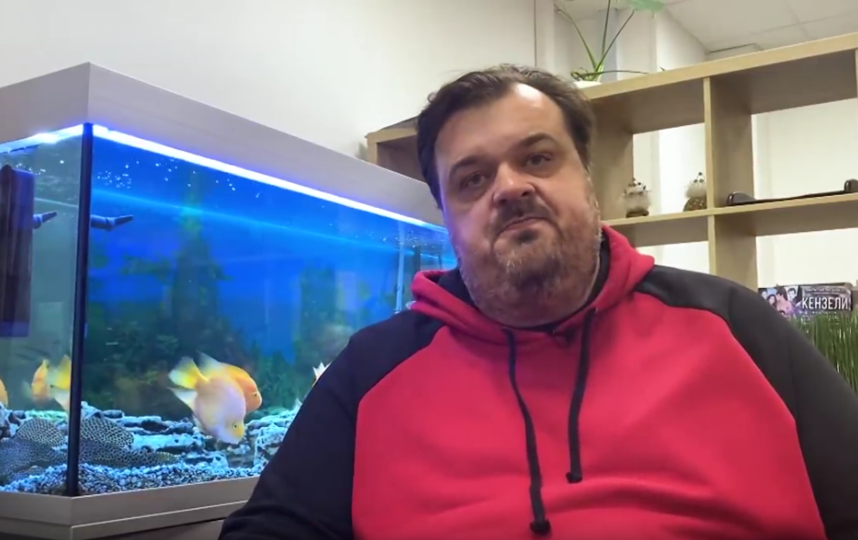 Василий Уткин. Фото скриншот: youtube.com/watch?v=O-5RkrrP7rI