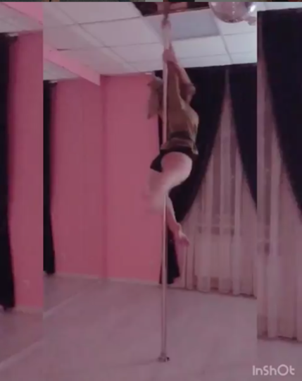 Танец Яковлевой. Фото Скриншот видео Instagram/yakovleva.ksana