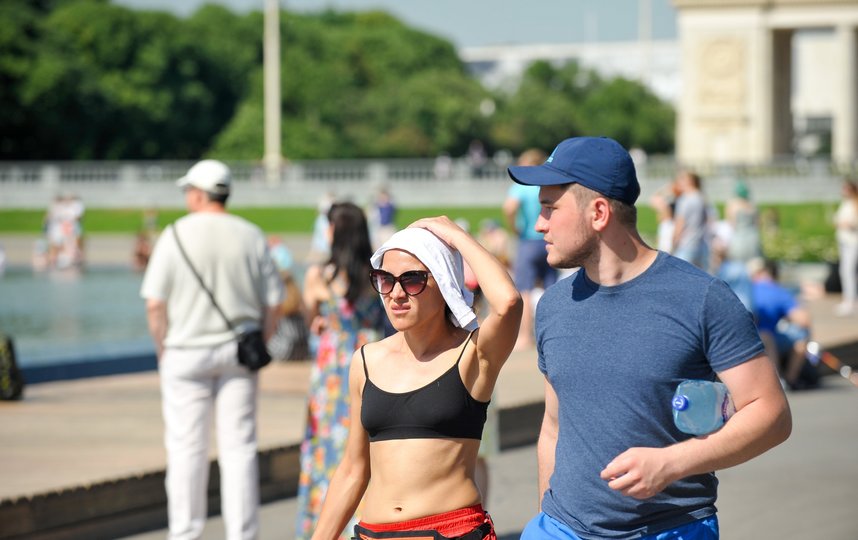 В 2020 году климатологи предсказывают жаркое лето. Фото Агентство "Москва"