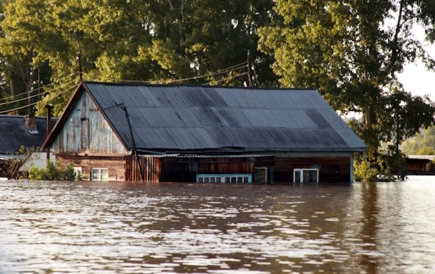 Последствия паводка в Тулуне. Фото РИА Новости
