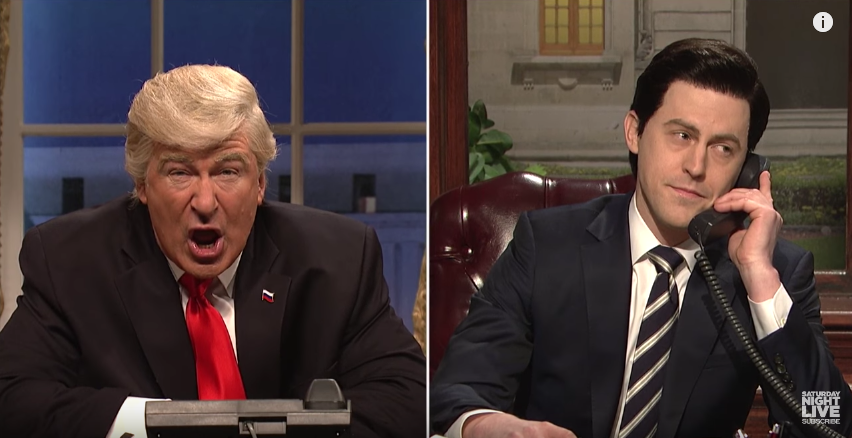 Дональд Трамп беседует с президентом Мексики. Фото Скриншот с официального YouTube канала Saturday Night Live.