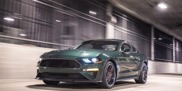 Mustang Bullitt.