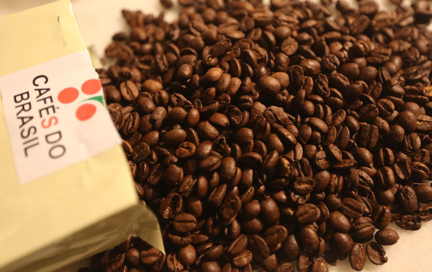 Бразилия впервые в истории начнет импортировать кофе