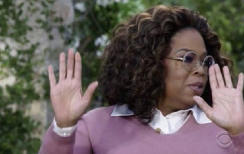 Этими смайликами и мемом нельзя пользоваться белым. Фото Скриншот видеоролика Daily Mail.