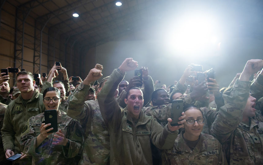 Дональд и Мелания Трамп посетили американскую авиабазу в Ираке. Фото AFP