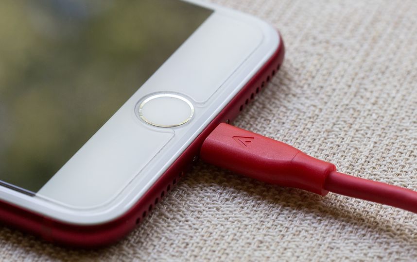 Лучше иметь с собой портативный аккумулятор. Фото Pixabay