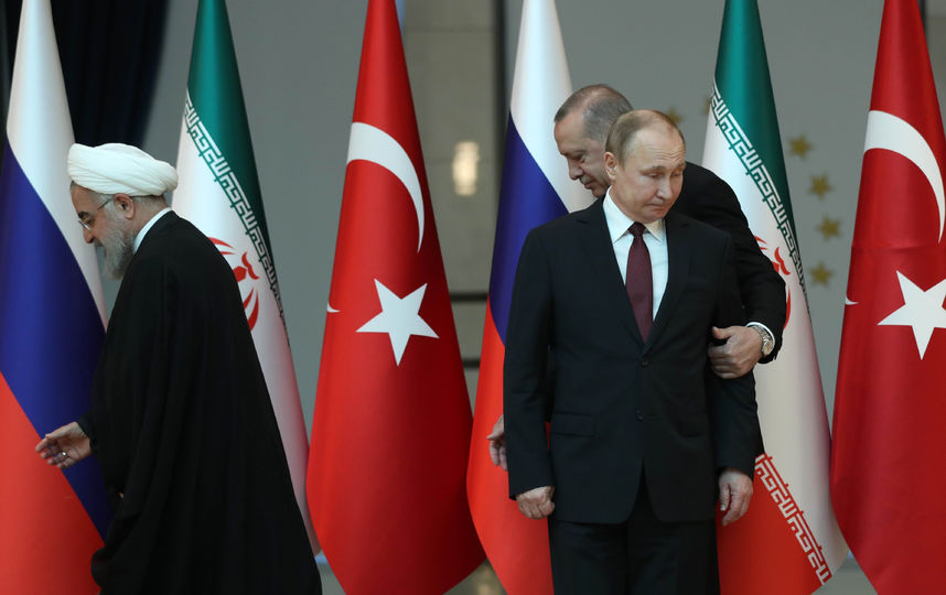 Эрдоган подвинул Путина перед церемонией фотографирования: эпизод обсуждают в Сети. Фото