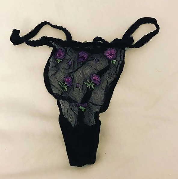 Скриншот https://www.instagram.com/ibelieveherireland/.