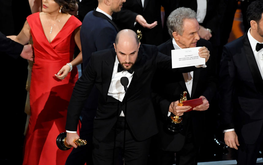 Награждение победителей в номинации "Лучший фильм". Фото Getty