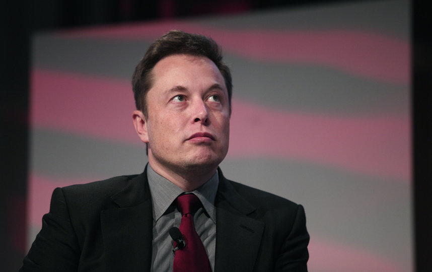 Илон Маск хочет открыть завод Tesla, несмотря на карантин