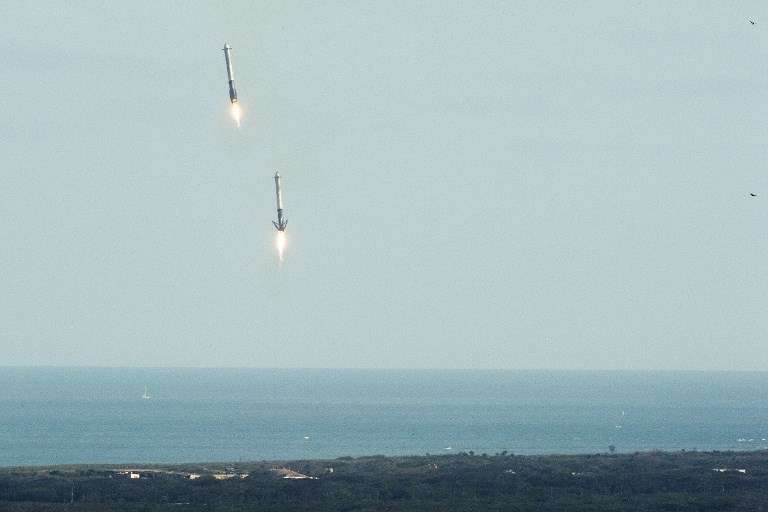 Старт ракета-носителя Falcon Heavy. Фото AFP
