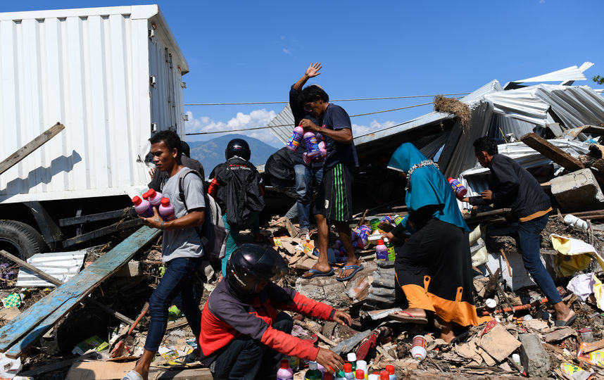 Последствия землетрясения и цунами в Индонезии. Фото AFP
