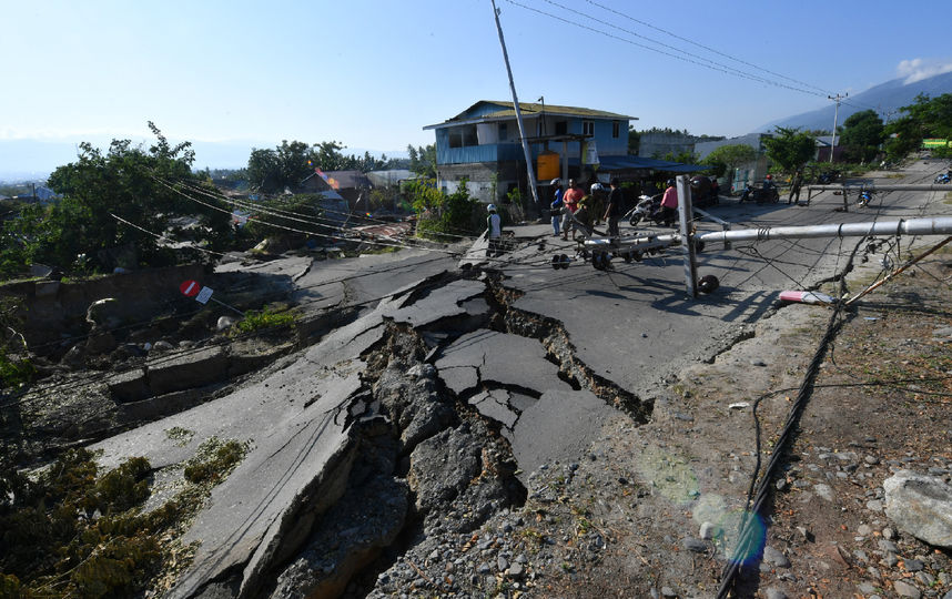 Последствия землетрясения и цунами в Индонезии. Фото AFP