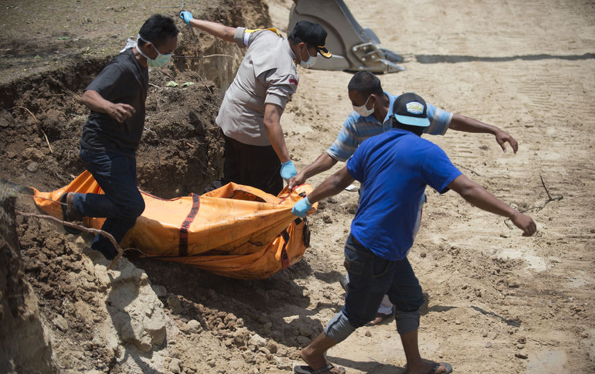 Последствия землетрясения и цунами в Индонезии. Фото AFP