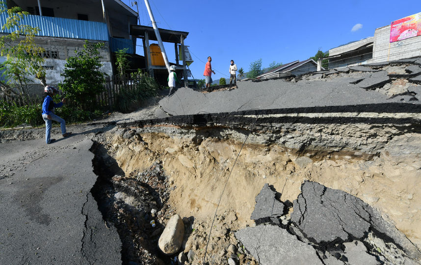 Последствия землетрясения и цунами в Индонезии. Фото AFP