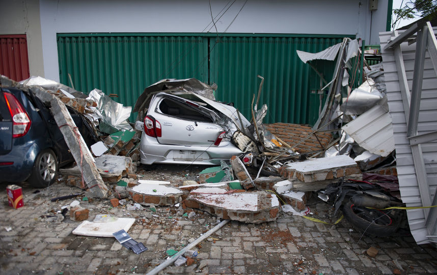 Последствия землетрясения и цунами в Индонезии. Фото AFP