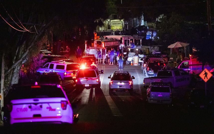 Как минимум три человека погибли в результате стрельбы на фестивале в Калифорнии