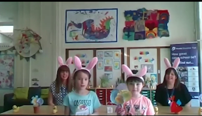 Кейт Миддлтон и принц Уильям удивили школьников видеозвонком. Фото скриншот: instagram.com/kensingtonroyal/