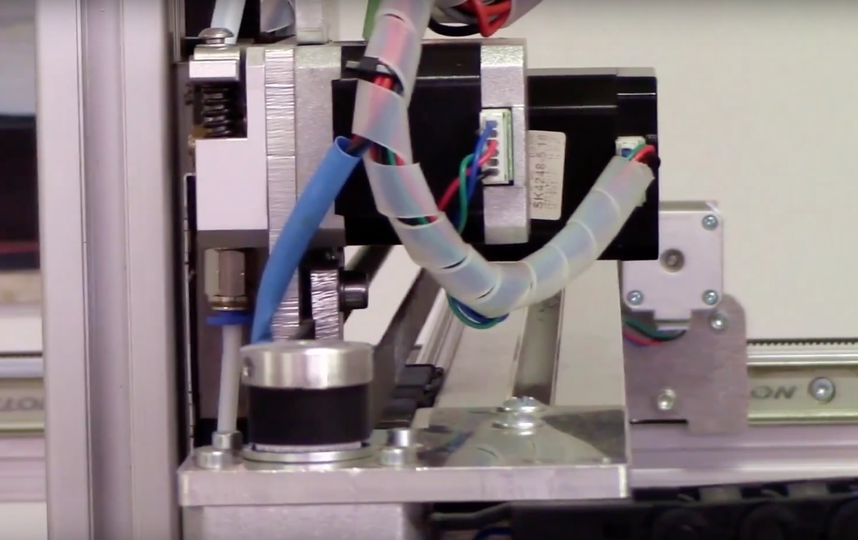 Производство электрокара LSEV. Фото Скриншот Youtube