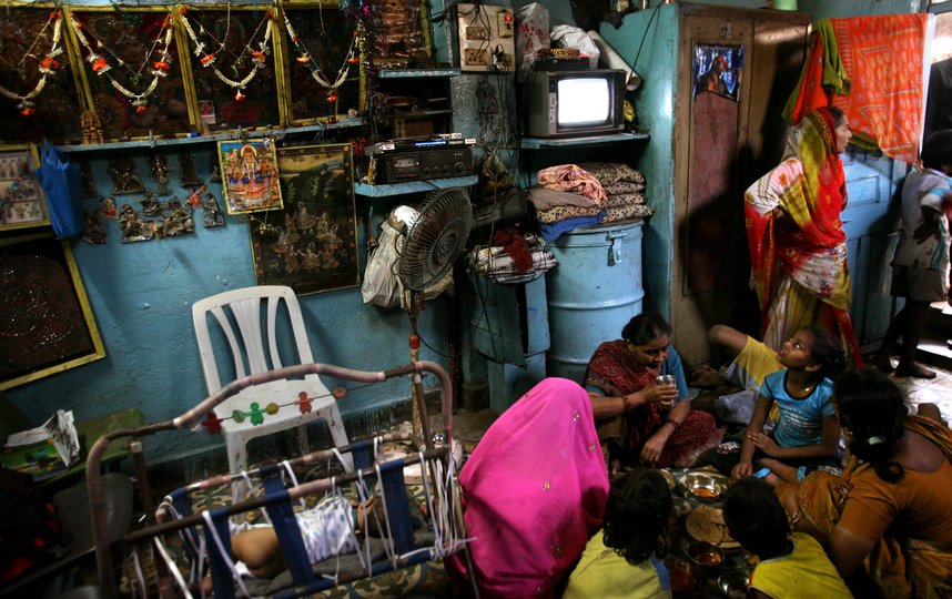 В Индии под одной крышей живут несколько поколений. Фото Getty