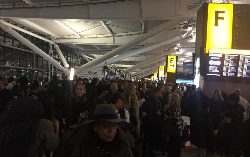 Аэропорт Хитроу. Фото Алексей Горбачёв