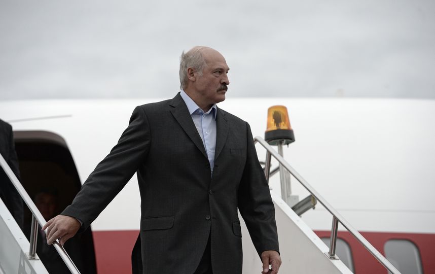 Лукашенко вспомнил, как убивали людей на трассе Москва — Берлин