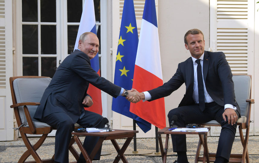 Владимир Путин и Эммануэль Макрон. Фото AFP