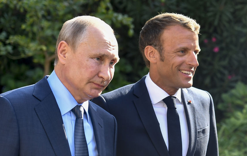 Владимир Путин и Эммануэль Макрон. Фото AFP