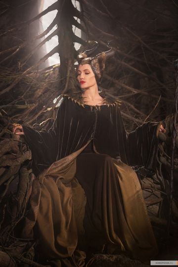 Кадр из фильма "Малефисента". Фото Disney , kinopoisk.ru