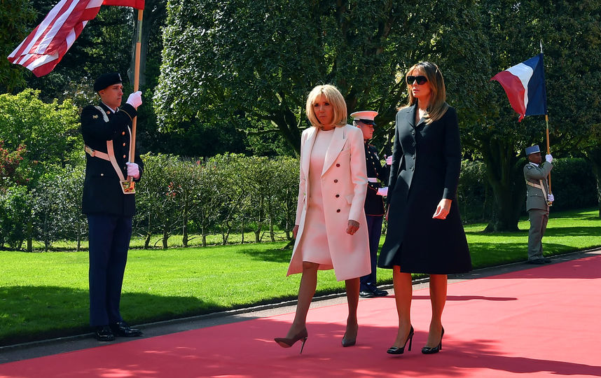 Мелания Трамп и Брижит Макрон. Фото AFP