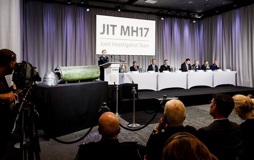 Пассажирский самолет Boeing-777 компании "Малайзийские авиалинии", выполнявший рейс MH17 из Амстердама в Куала-Лумпур, разбился 17 июля 2014 года на востоке Донецкой области. Фото AFP