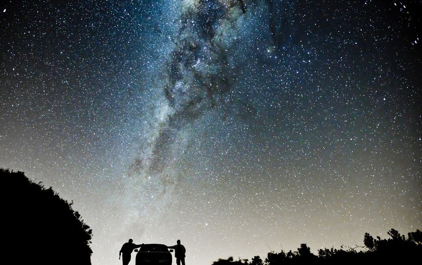 "Вокруг вселенной".  победитель в категории «путешественники», 2016 год. Фото Рикардо Такамура (Бразилия)