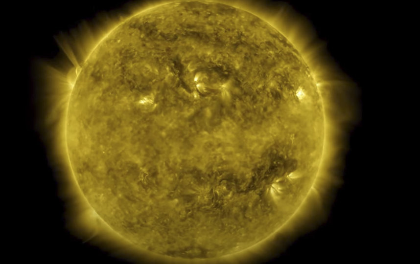 NASA показало 10-летний цикл жизни Солнца. Фото AFP