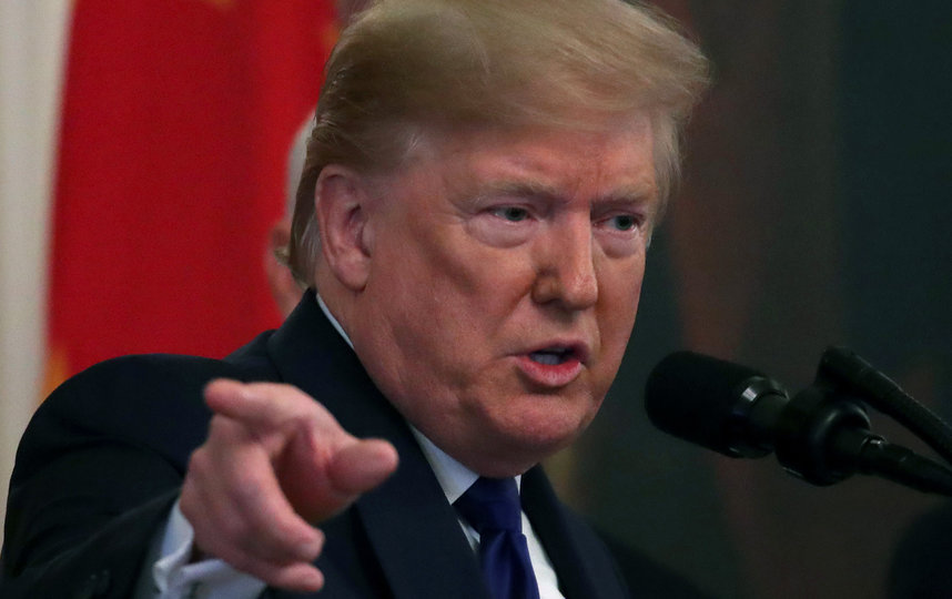 Начало процедуры импичмента Трампа: обвинения в адрес президента США передали в Сенат