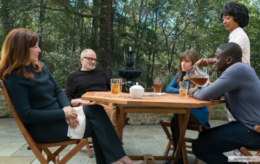 Кадр из фильма "Прочь". Фото "UPI", kinopoisk.ru