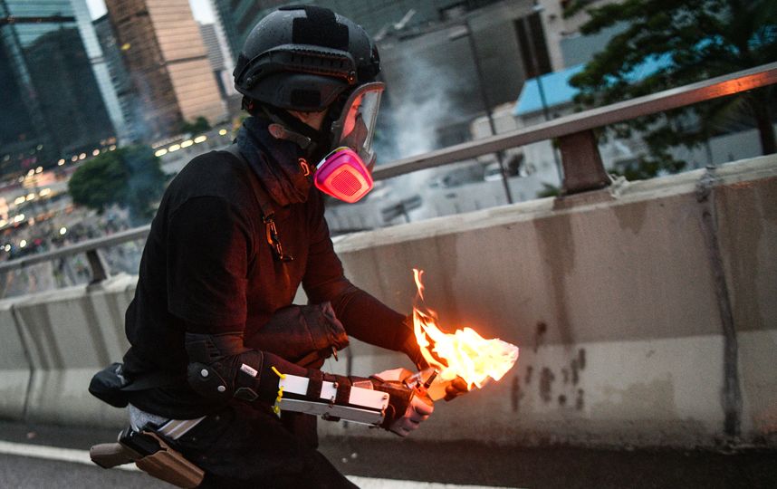 Протесты в Гонконге продолжаются уже 13-ю неделю подряд. Фото AFP