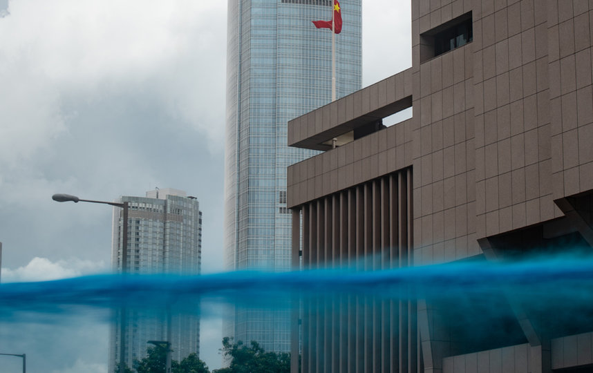 Впервые с начала протестов полицейские использовали синий краситель для маркировки протестующих. Фото AFP