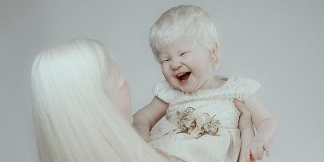 Асель и Камилла.