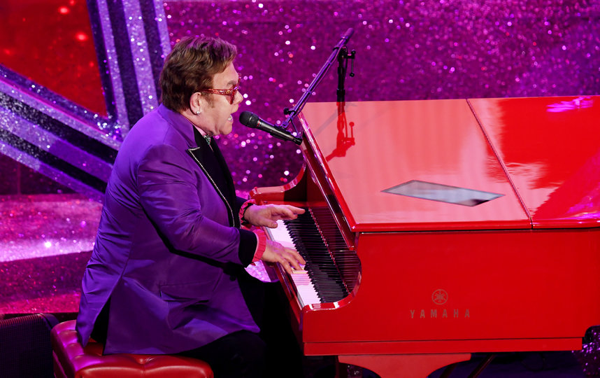 Элтон Джон на сцене. Фото Getty