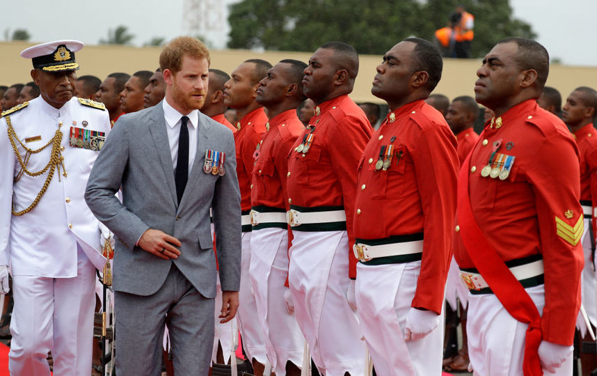 Меган Маркл и принц Гарри прилетели на Фиджи. Фото Getty