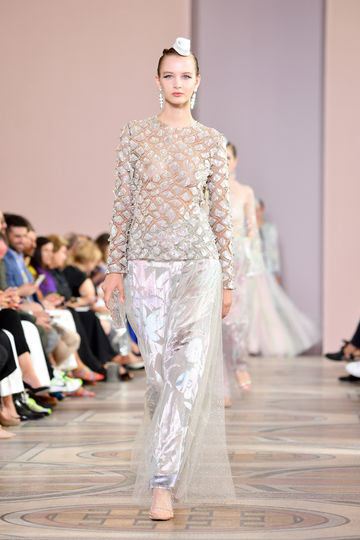 Показ Armani. Фото Getty